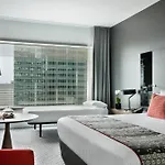 Hotel Melia Paris La Defense 4*