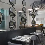 Melia Paris La Defense 4* Courbevoie