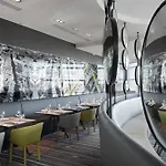 Melia Paris La Defense Hotel