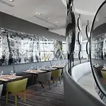 Melia Paris La Defense Hotel