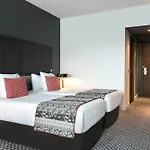ميليا باريس لا ديفينس 4*