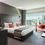 ميليا باريس لا ديفينس فندق 4*