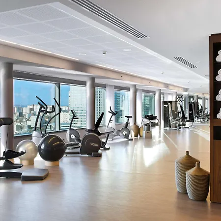 Melia Paris La Defense 4*