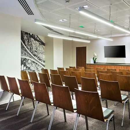 Melia Paris La Defense