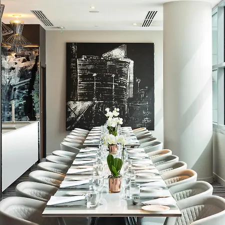 Melia Paris La Defense Κουρμπεβουά