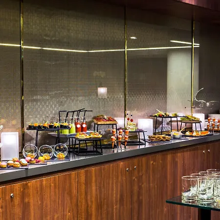 Melia Paris La Defense