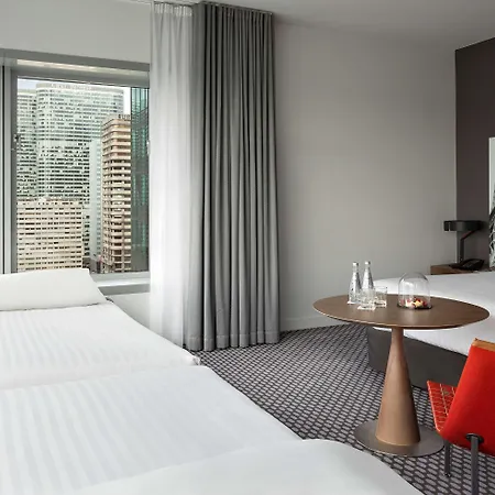 Melia Paris La Defense Курбевуа