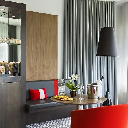 Melia Paris La Defense Courbevoie