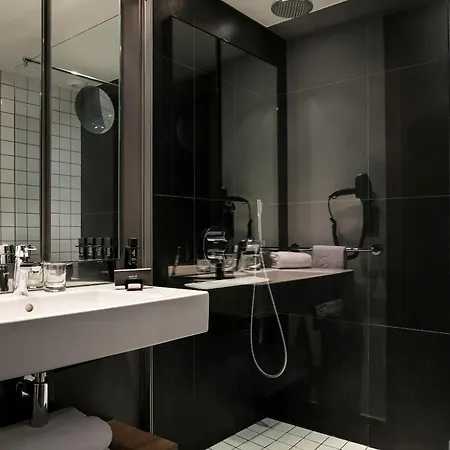 Melia Paris La Defense Курбевуа