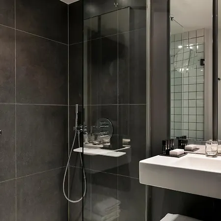 Melia Paris La Defense Отель