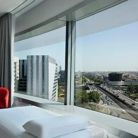 Отель Melia Paris La Defense Курбевуа