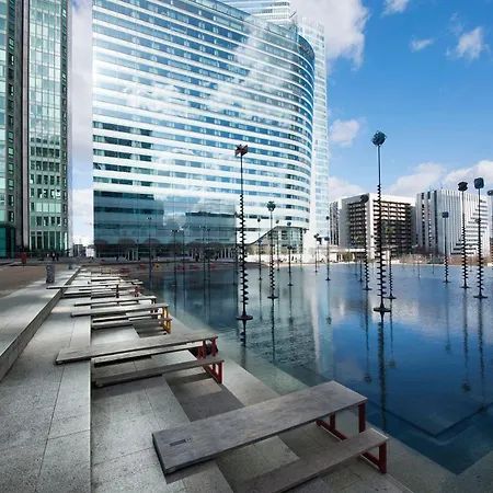Melia Paris La Defense Курбевуа