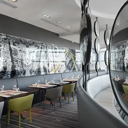 Melia Paris La Defense Отель 4*