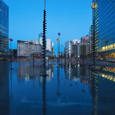Melia Paris La Defense