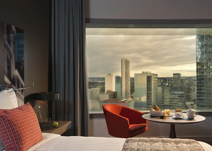 فندق ميليا باريس لا ديفينس كوربوفوا