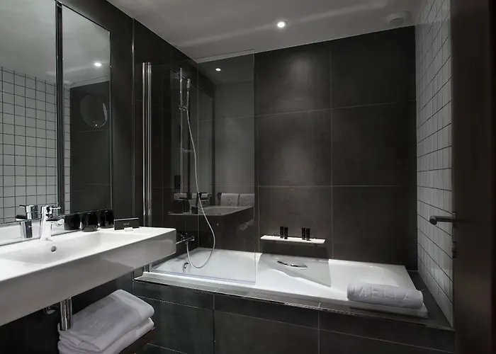 Melia Paris La Defense Hotel