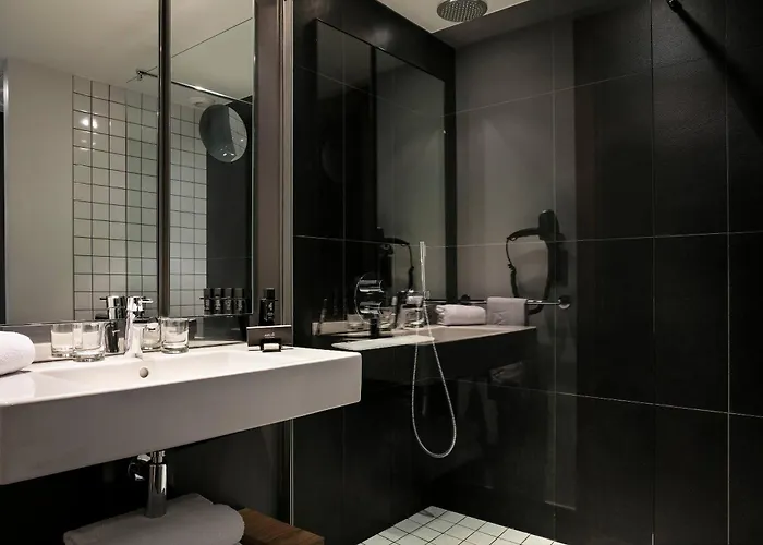 Melia Paris La Defense 4* Courbevoie