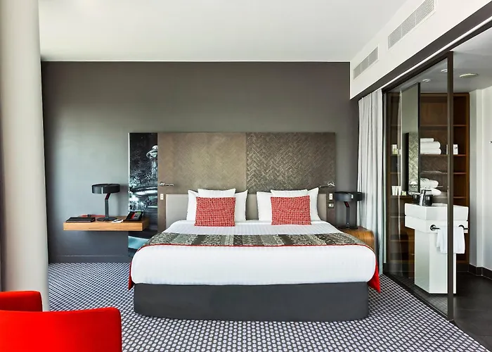 Melia Paris La Defense Hotel