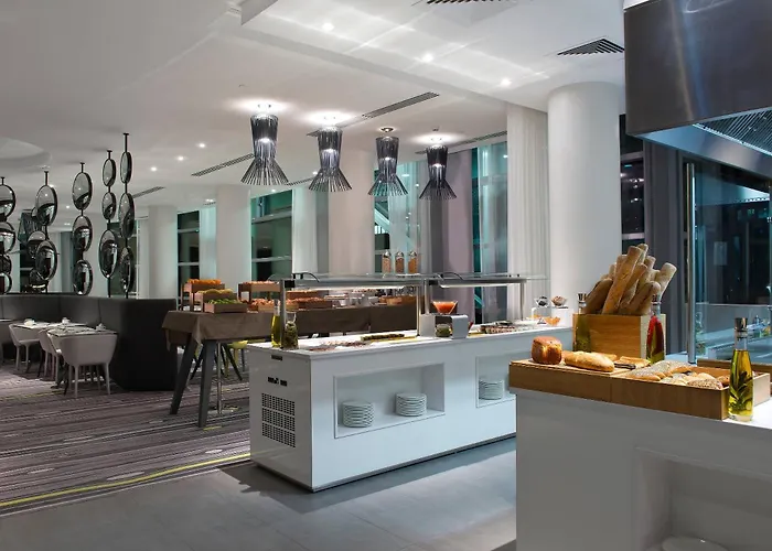 Melia Paris La Defense Hotel Courbevoie