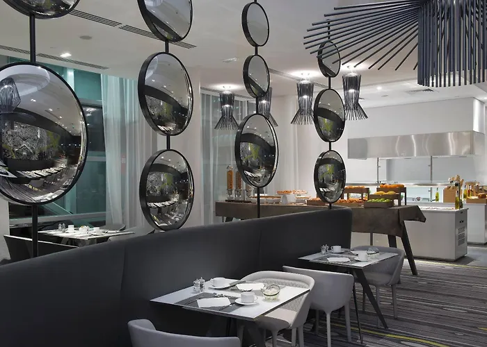 Melia Paris La Defense 4* Courbevoie