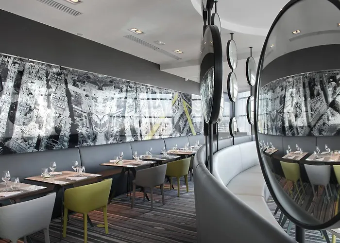 Melia Paris La Defense Hotel