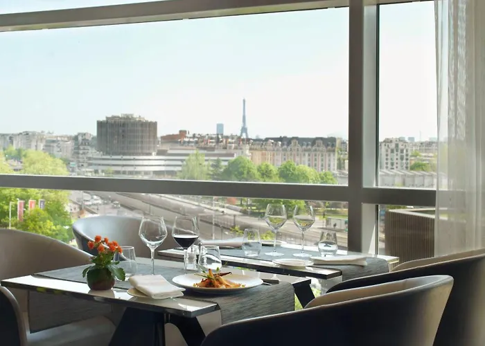 Melia Paris La Defense Hotel